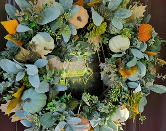 Herbst Türkranz Mit Lichterkette - 43cm Herbstdeko Mit Vogelscheuche Puppe