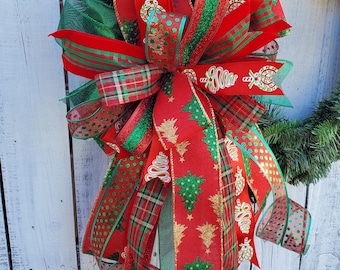 Traditional Christmas Tree Topper Bow Red White and Green Christmas Tree Bow Lantern Banister Outdoor Wreath Mailbox Swag Christmas Bow Deco