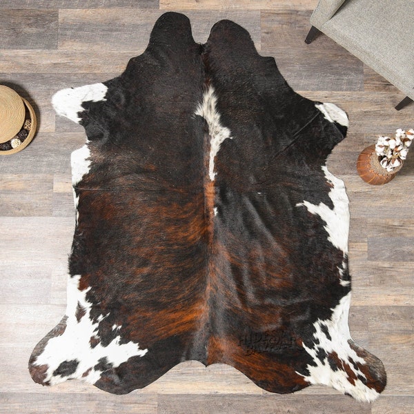 Dark Brown Brindle Cowhide Rug (Size:7'4"x6'10")-HB2606