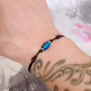Color Changing Mood Bead Bracelet: Black Cord Waterproof Bracelet