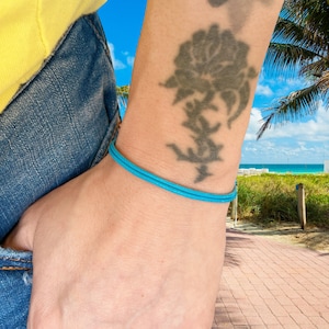 Blaues Kordelarmband: Verstellbares wasserdichtes Strandarmband, Freundschaft