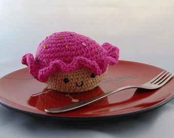 Crocheted Stawberry Cupcake