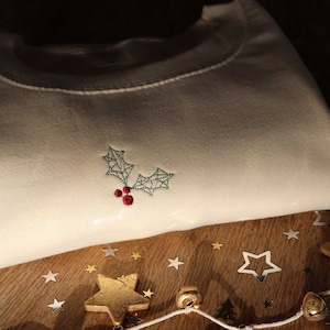 Holly outlet christmas jumpers