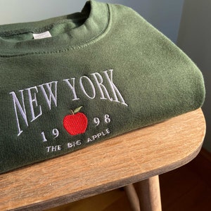 Embroidered New York Sweatshirt: Unisex Eco Jumper
