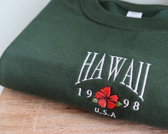 Hawaii Embroidered Sweatshirt, Unisex Crewneck Sweater, USA, Eco Jumper, Embroidery, Hibiscus Flower, Vintage, Retro, Holiday, Gift Ideas