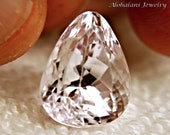 14.02 Carat VVS Pinkish White Spodumene - Elegant 17x11mm Pear Teardrop Natural Spodumene Gemstone for Jewelry Making Craft Supplies