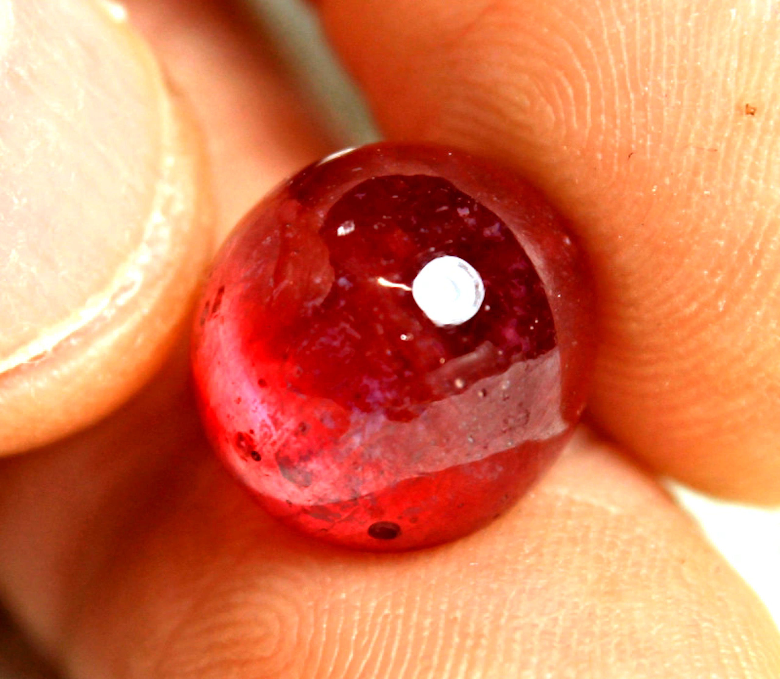ファンシールビーカボション 13 x 13 mm ルースルビー - 19.65カラット