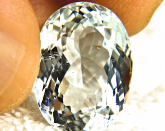 VS/SIグレード ホワイトブラジル産トパーズ 20 x 14 mm ルースジェム