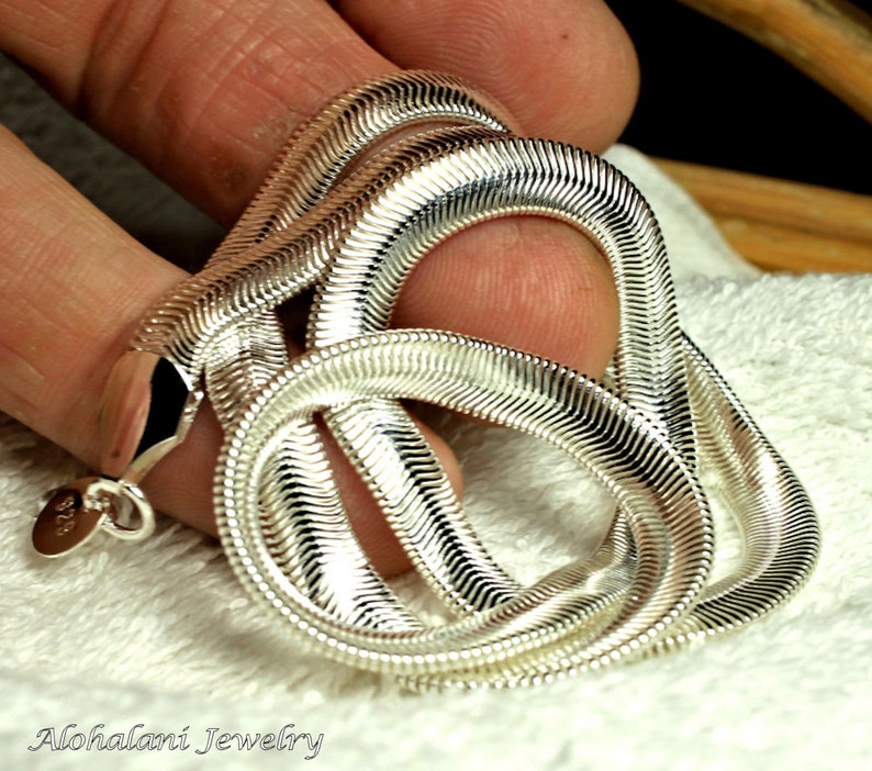 Sterling Silver Herring Bone Necklace 18 inch Gorgeous