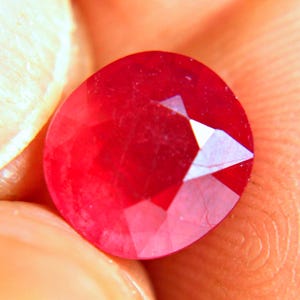 Fiery Composite Ruby 10x9mm - 5.7 Ct - No Tariffs