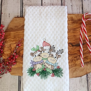 White Christmas Towel - Cow Trio Mooey Christmas - Christmas Kitchen Decor