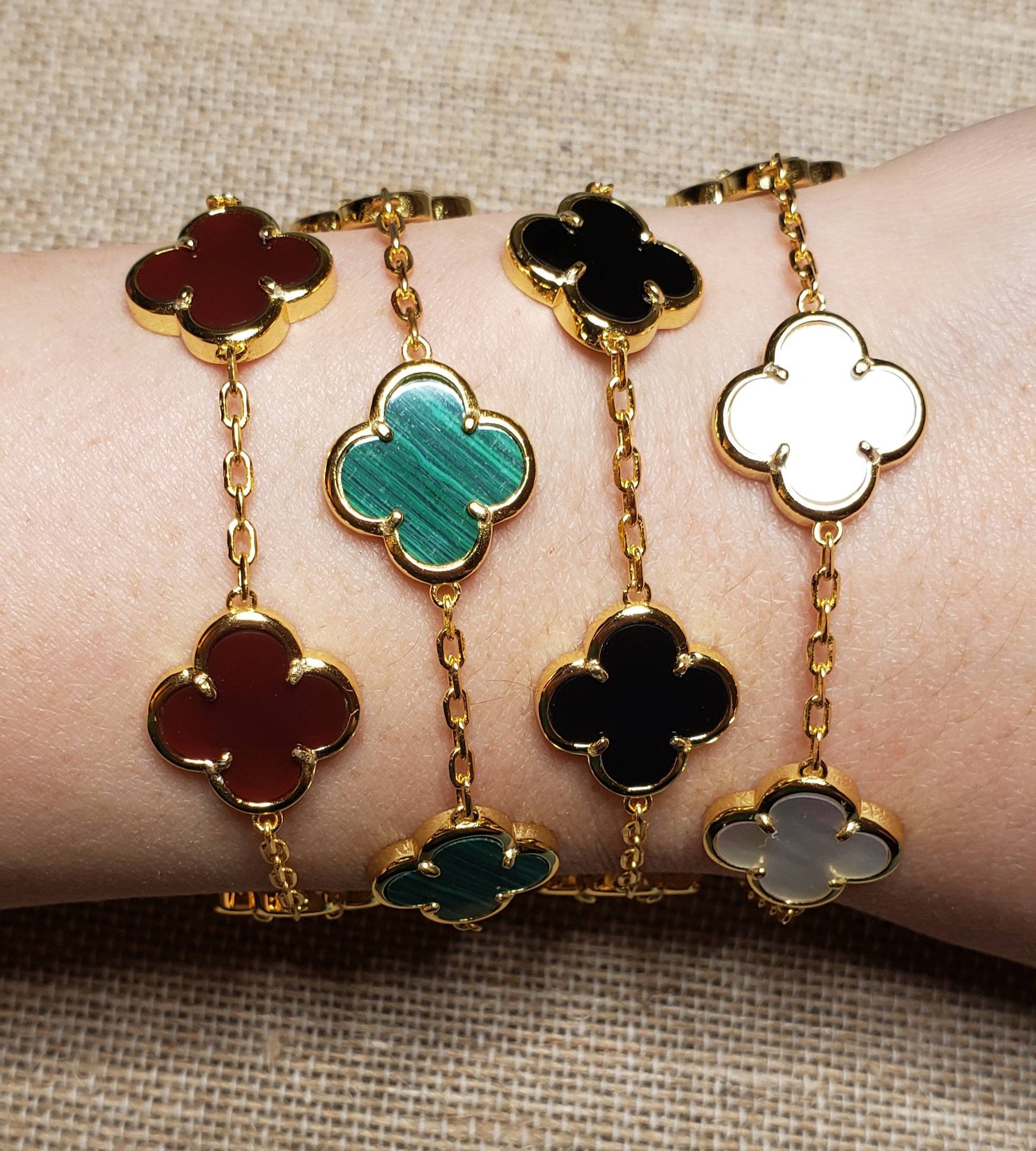 Red clover bracelet - Etsy 日本