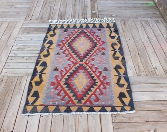 Turkish Kilim, Vintage Kilim, Small Kilim Rug,  124 x 84 cm = 4 x 2,7 ft, Kilim Rug, Handmade Kilim, Wool Kilim, Bohemian Rug, FREE SHIPPING