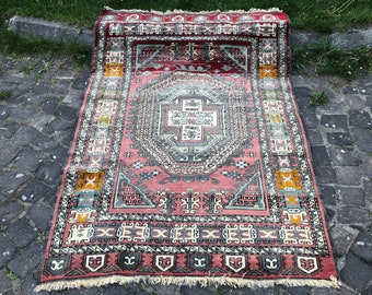 Turkish Area Rug Handmade Vintage Rug 170 x 120 cm = 5.5 x 3.9 ft Oushak Wool Rug Bohemian Pink Rug Handknotted Rug  Free Shipping