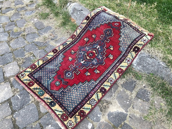 Handmade Turkish Mini Rug: Vintage Bohemian Red Wool Door Mat (2.9