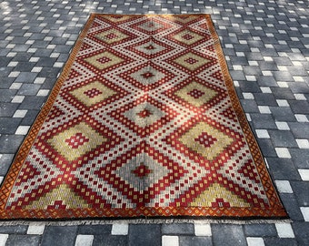 Grand tapis turc, 320 x 181 cm = 10,4 x 5,9 pieds, tapis rouge vintage, tapis tribal fait main, tapis bohème en laine, kilim surdimensionné, livraison gratuite