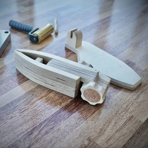 Regular leather clamp, Lacing and Stitching Pony,  In 3-5 business days after shipment