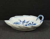 C. Teichert - Zwiebelmuster - Antique Leaf Shaped Dish