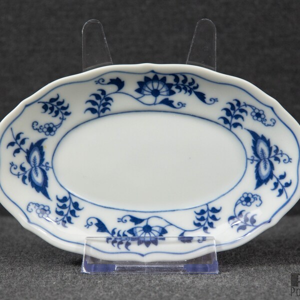 A Blue Danube Zwiebelmuster Small Oval Dish