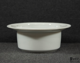 A Beautiful White Porcelain Arzberg Series 2075 Secunda Small Serving Bowl