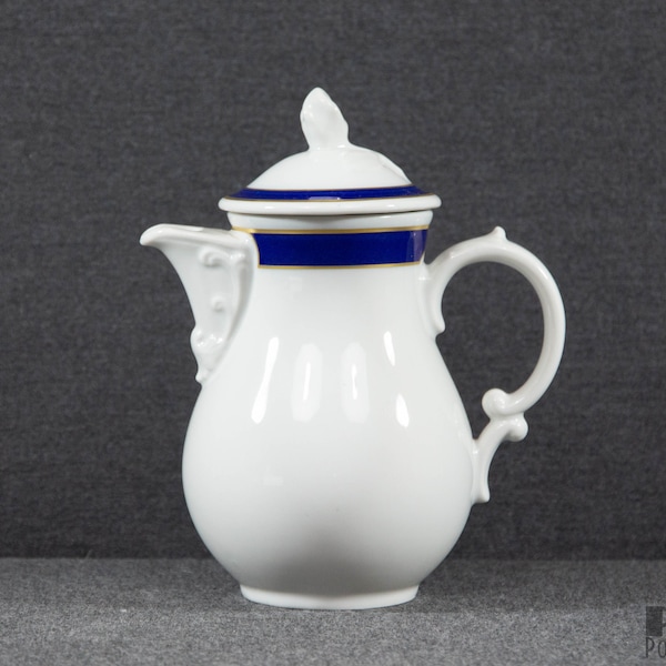 A Hütschenreuther Maria Theresia Porcelain Small Coffee Pot with a Cobalt Blue Trim