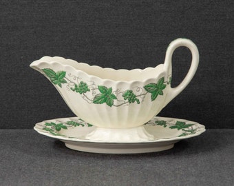 A Vintage Copeland Spode 'Frascati'  Sauce Boat with Attached Underplate or Gravy Boat with Attached Underplate numbered S.3355