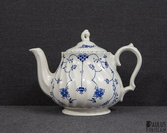 A Rare Churchill 'The Georgian Collection' Finlandia Teapot