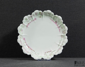 An Antique Haviland Limoges Serving Bowl