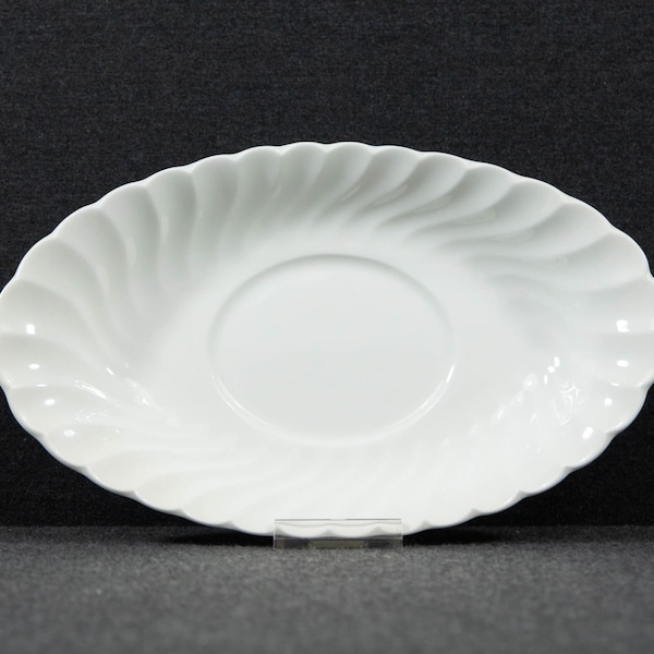 An Elegant Wedgwood Candlelight  Underplate For Gravy Boat or Oval Serving Dish
