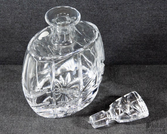 A Beautiful Vintage Clear Cut Crystal Large Carafe or Decanter, Elzet  Collection 