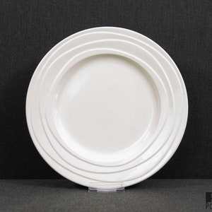 A Jamie Oliver Waves Dinner Plate Large Plate Made of Fine White Earthenware Etsy