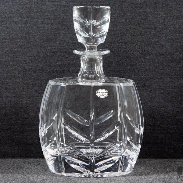 A Beautiful Vintage Clear Cut Crystal Large Carafe or Decanter, Elzet Collection