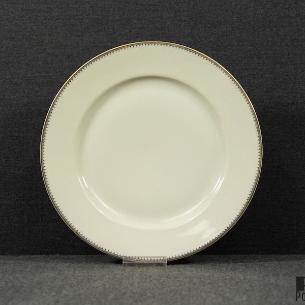 A Vintage Arzberg Lunch Plate, Breakfast Plate or Salad Plate