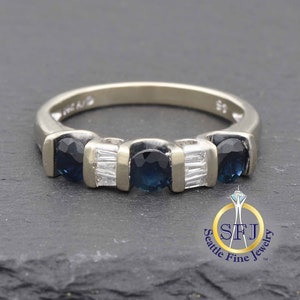 Natural Sapphire & Diamond Ring Solid 14K White Gold Vintage Ring. 5-Stone Style Right Hand Ring or Wedding / Anniversary Band
