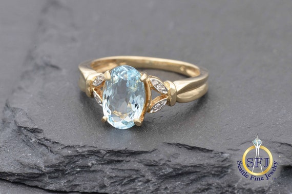 Aquamarine and Diamond Ring, Solid Yellow Gold - image 2