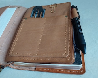 Camel Pen/wallet leather insert to carry inside your Traveler&#39;s Notebook.