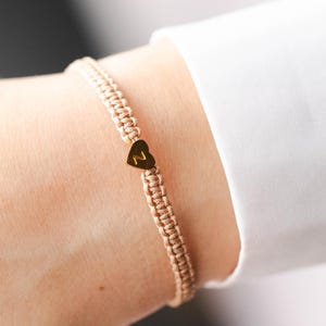 Pulsera con letras grabadas personalizadas para su pareja, regalo de cumpleaños para su novio.