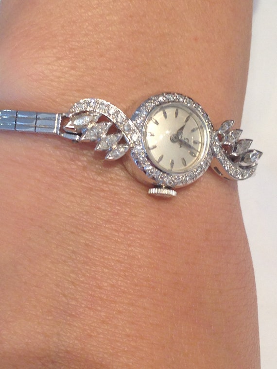 Vintage Ladies "OMEGA" Watch with Natural Diamond… - image 3