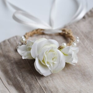 Wrist Corsage, Wrist Corsage for Wedding, Flower Wrist Bracelet, Ivory Wedding Corsage, Mother of the Bride Wrist Corsage Flower Girl