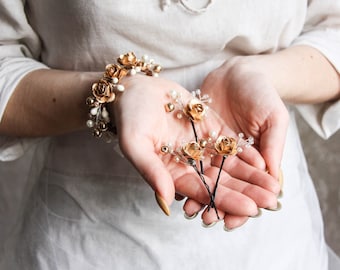 Flower Hair Pins, Wedding Hair Pins, Gold Flower Hair Pin, Hair Pins Flower, Babys Breath Hair Pin, Flower Girl Flower Hair Pins, Gold Pins