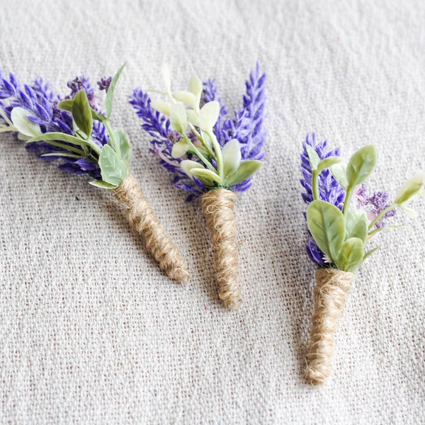 Boutonniere de lavanda, ojal de boda púrpura, boutonniere de lavanda rústica, boutonniere del novio de lavanda, hombres de ojal de lavanda, corsage