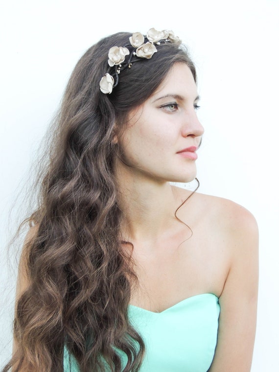 Flower Girl Crown Wedding Flower Crown Flower Headband Wedding Bridal Halo Headpiece Ivory Flower Crown Flower Head Wreath Flower Vine