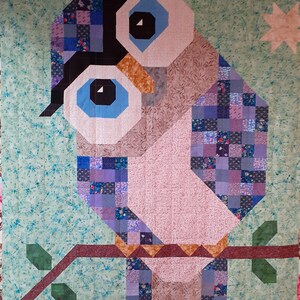 Modello di carta stampata per trapunta a forma di gufo Olivia, il piccolo uccello notturno eccentrico, coperta patchwork fatta a mano, regalo unico per gli amanti dell'artigianato