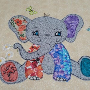Patricia's Custom Bundle Fünf gedruckte Muster Bobby Bull Daisy Kuh Mohn Kalb Baby Elefant Gary Dachshund Einzigartiges Geschenk für den Handwerksliebhaber