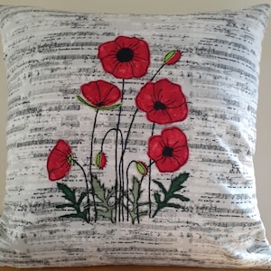 Modello di applique di papaveri Wild Botanic Fiori rossi Giorno della memoria Scrap Buster Quilt Block Tessuto Arte Progetto fatto a mano Regalo per amanti dell'artigianato