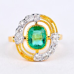 Certified GIA GG Beautiful 18KT Natural Colombian Emerald Diamond Ring