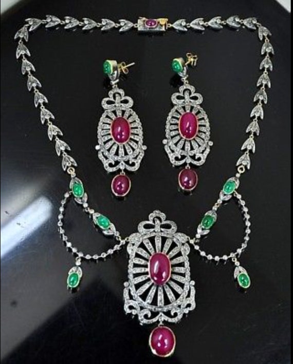 Stunning Vintage 14KT Emerald Ruby Diamond Victor… - image 2