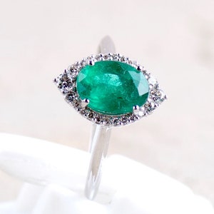 Fabulous 14KT White Gold Colombian Emerald Diamond Ring, Custom Handmade ! Stamped Marked
