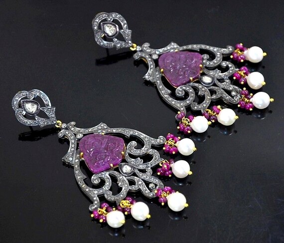 Huge 14KT Vintage Carved African Ruby Diamond Pea… - image 1