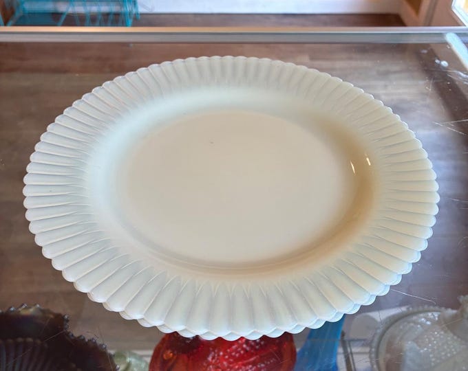 MacBeth Evans Cremax Petalware 9 Inch Plates UV Glow Depression Glass set of 2